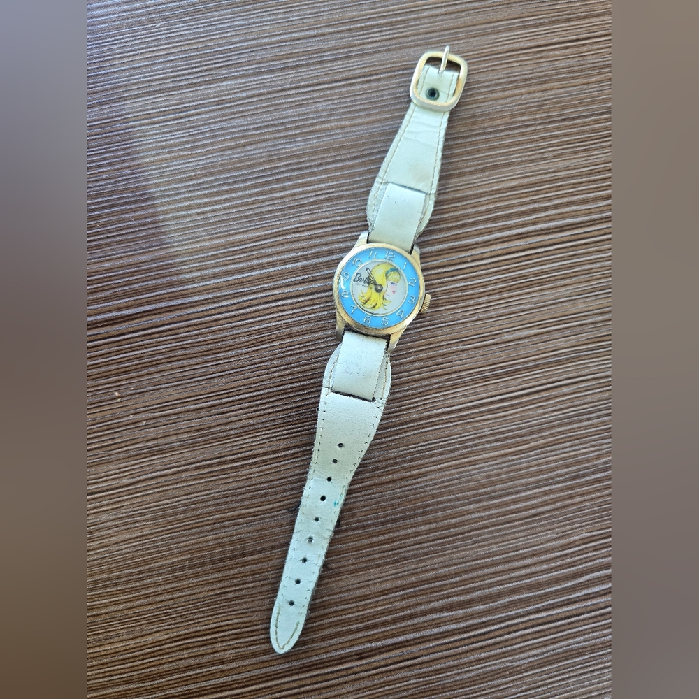 Vintage Barbie manual wind up watch 1971